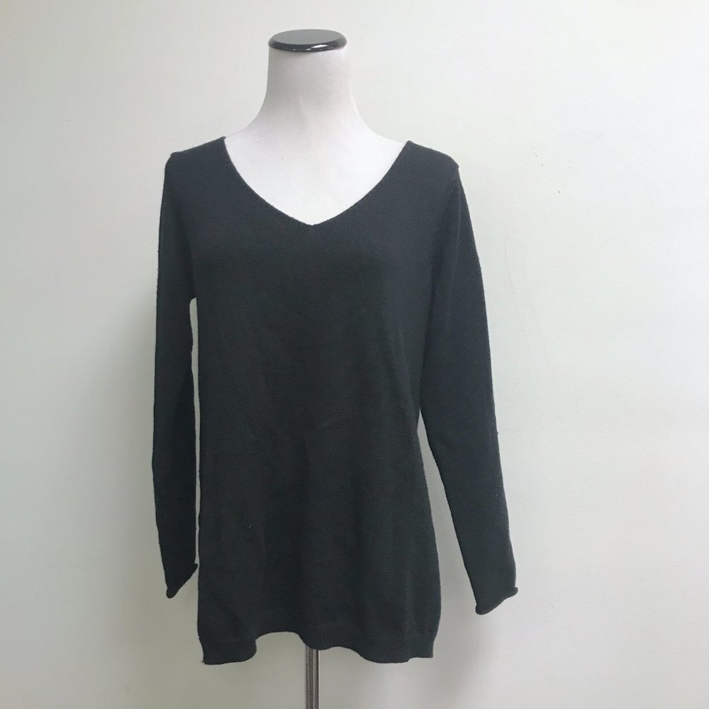 Eileen Fisher black v neck merino wool sweater Classic PS